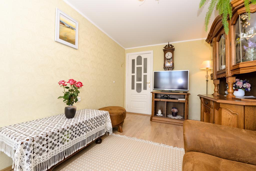 Guesthouse "Nakvyne Pas Zveja" Nagliu Street Нида Экстерьер фото